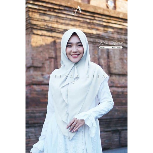 LATISZA // KHIMAR HAWA