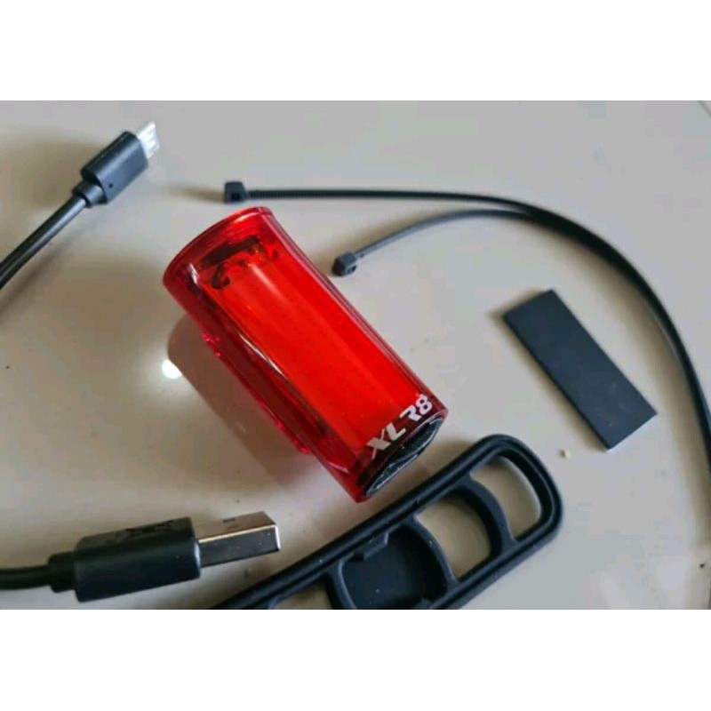 Lampu belakang XLR8 taiwan seri 126R