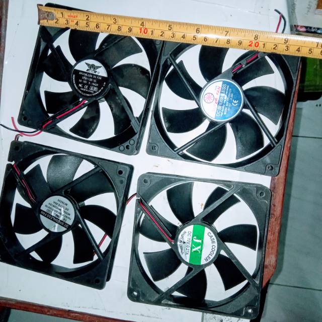 Kipas fan dc 12vdc - ukuran 12cm tebal 2,5cm normal oke