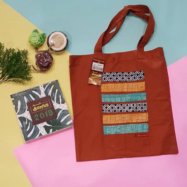 Totebag dannis tas wanita casual merah bata