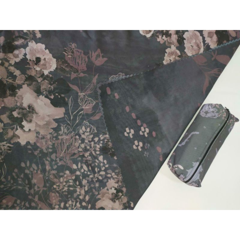 preloved vanilla hijab kuas scarf deepnavy