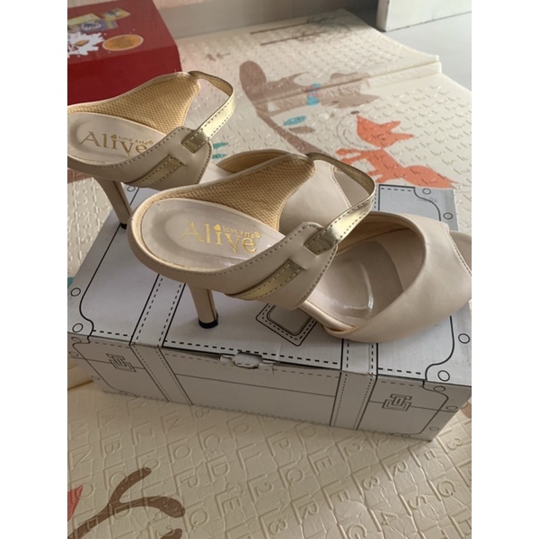 Heels Sepatu Wanita ALIVE LOTS ART MURAH