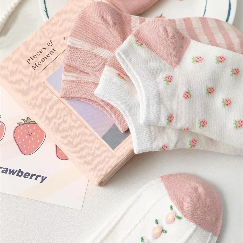 JOS0097 Kaos Kaki Wanita Motif Strawberry Bunga Kaos Kaki Pendek