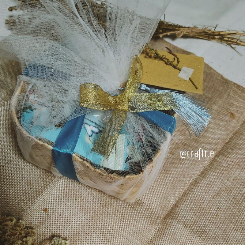 HAMPERS SNACK BESEK | HAMPERS SNACK RUSTIC | HAMPERS RUSTIC BLUE SERIES | CUSTOM GIFTS AND HAMPERS