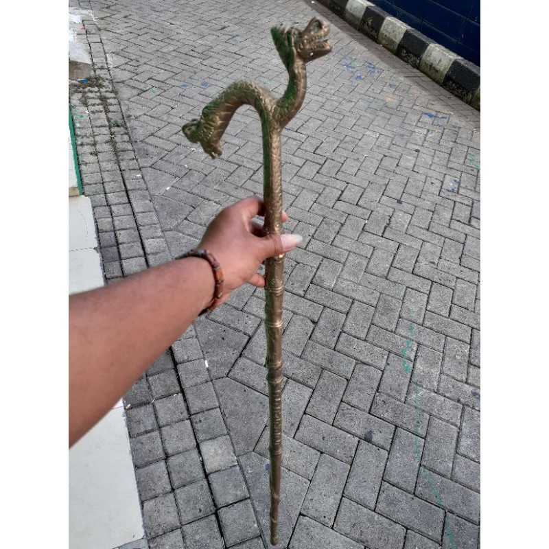 TONGKAT DUA KEPALA NAGA