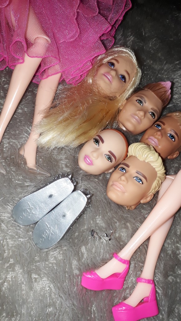 Sepatu Boneka Ken Sk08