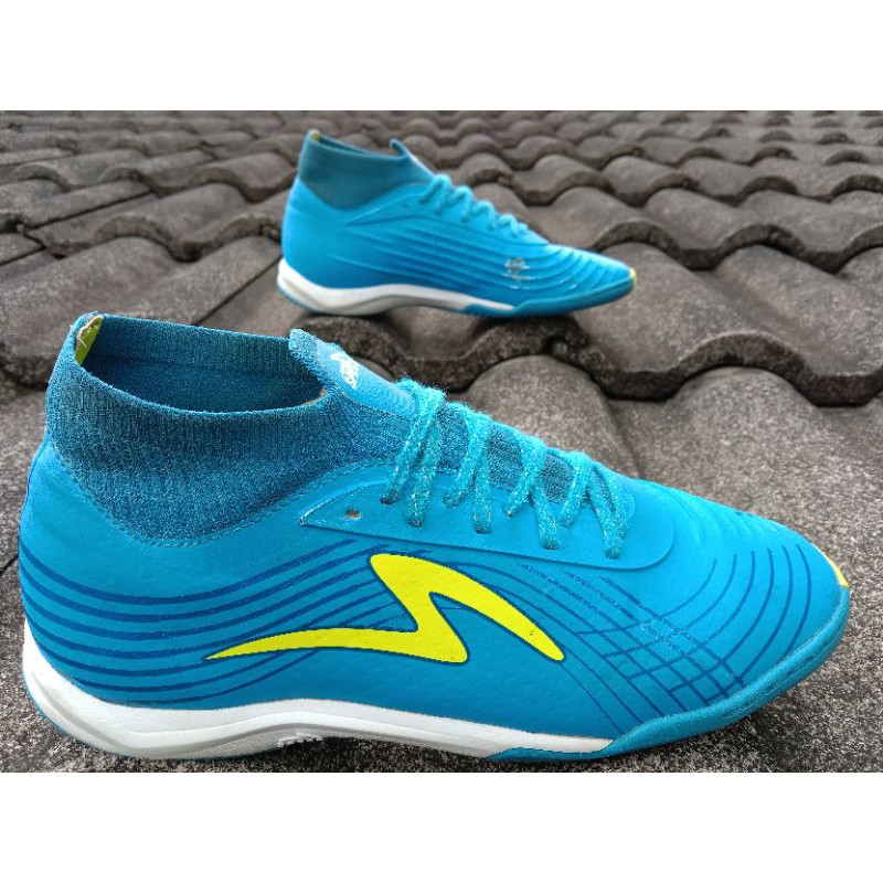 Sepatu Futsal Specs Accelerator Illuzion 2 Bekas/Second Original sz 39