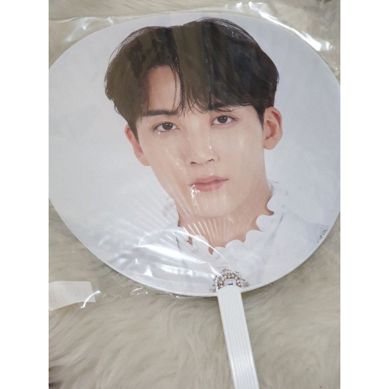 TOKYO DOME TOUR Uchiwa - Jeonghan