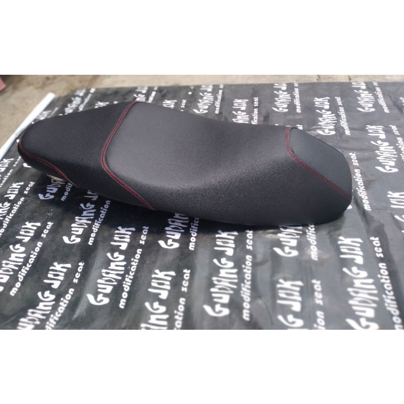 jok ADV 160 pendek latex mbtech