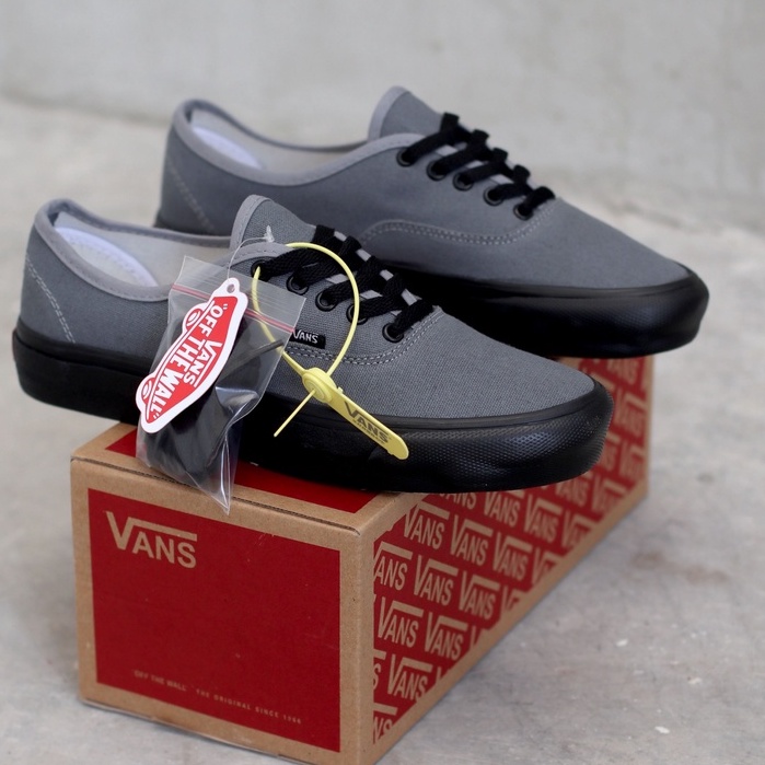 SEPATU AUTHENTIC GRAY SOL BLACK