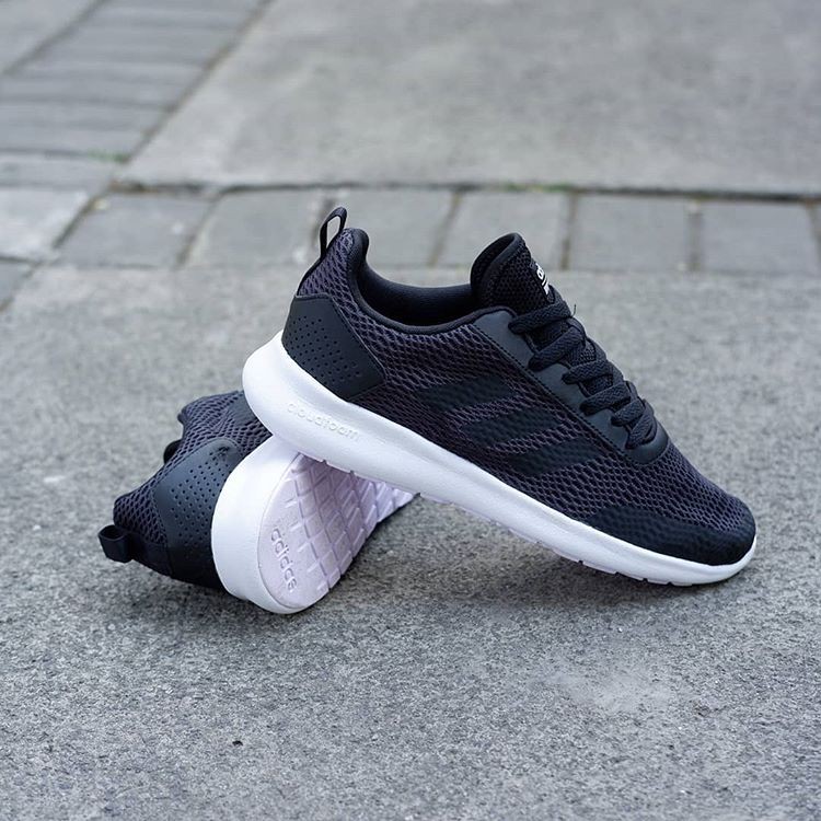 ADIDAS CLOUDFOAM ULTIMATE RACE BLACK PURPLE SOLE