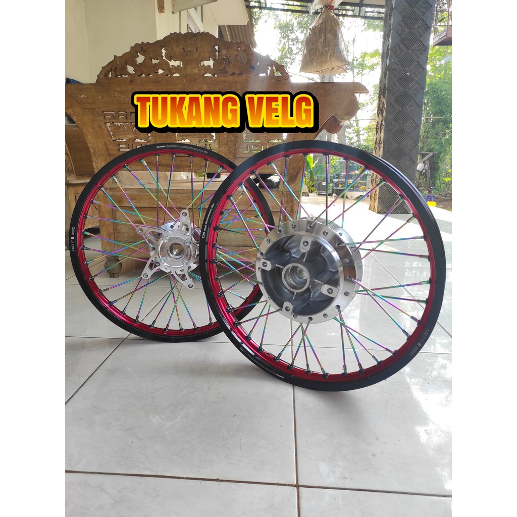 Velg jari jari cb150r old,cb150r new,CBR 150 facelift paketan ring 17 TDR TwoToone black-red