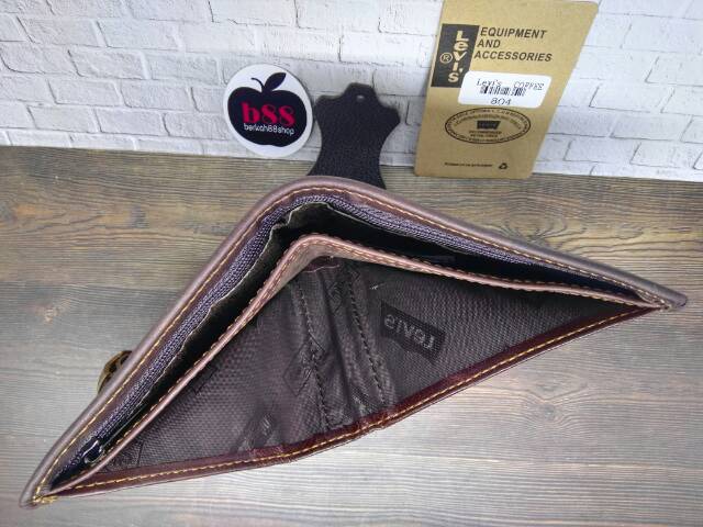 Dompet Kulit Levis 804 / Dompet Pria Lipat Kulit Asli Murah