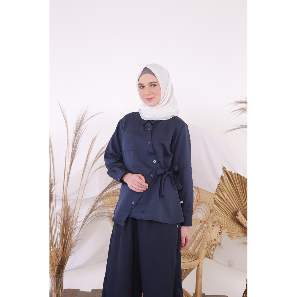 INSPIRE TOP ITOP 02 KATUN BALOTELLI FASHION MUSLIMAH BLOUSE REMAJA BAJU KULIAH ATASAN SMA SEKOLAH