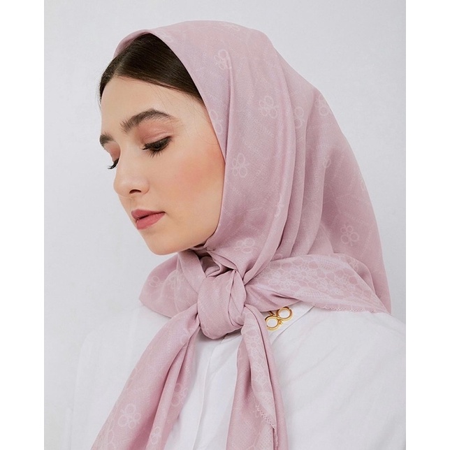 Donna Scarves