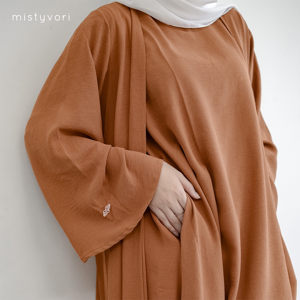 Mistyvori Ameena Outer Set Bahan Airflow