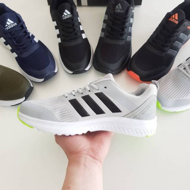 Adidas Duramo