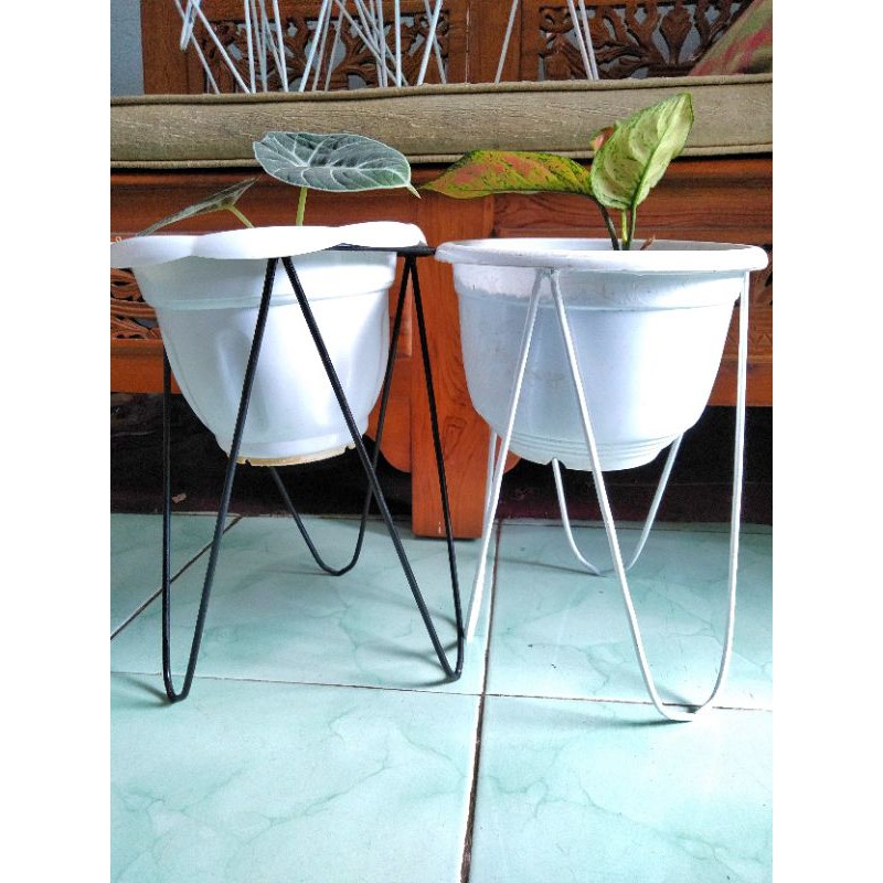 Standing Pot / Kaki Pot / Pot Minimalis