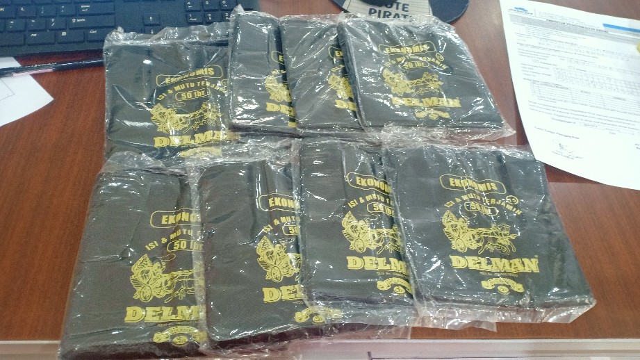 Kantong Plastik Hd Hitam Ukuran 15 Isi 50lembar/kantong Plastik Hd Ekonomis Isi 50lembar / Hd Delman