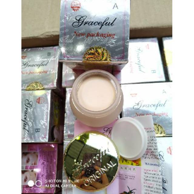 Cream cordy graceful siang / yuchunmei