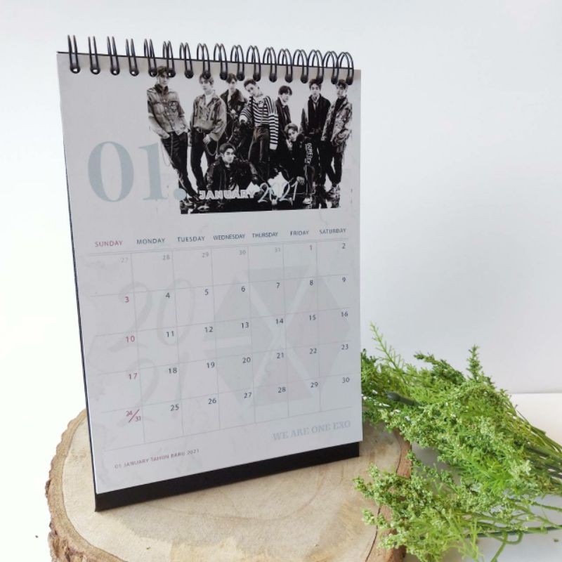 

KALENDER MEJA 2021 EXO KPOP PREMIUM