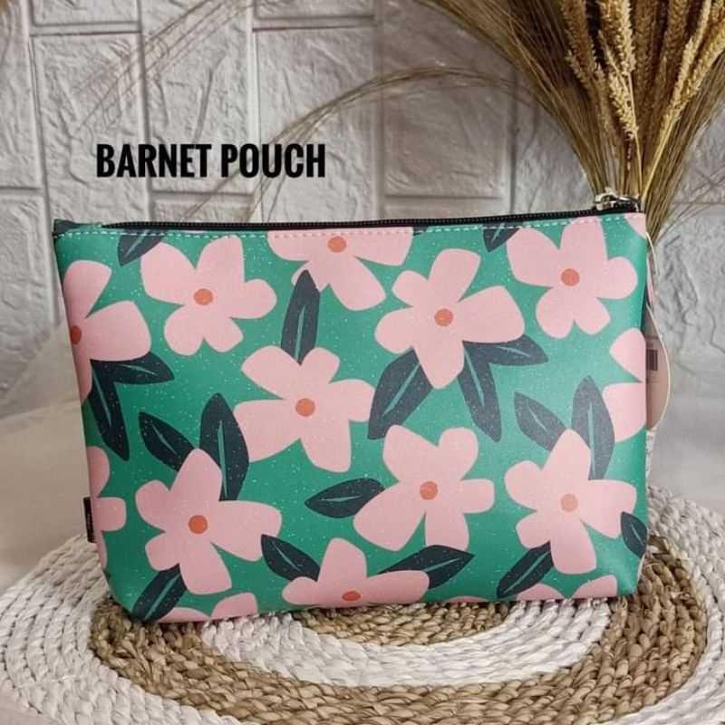 pouch barnet