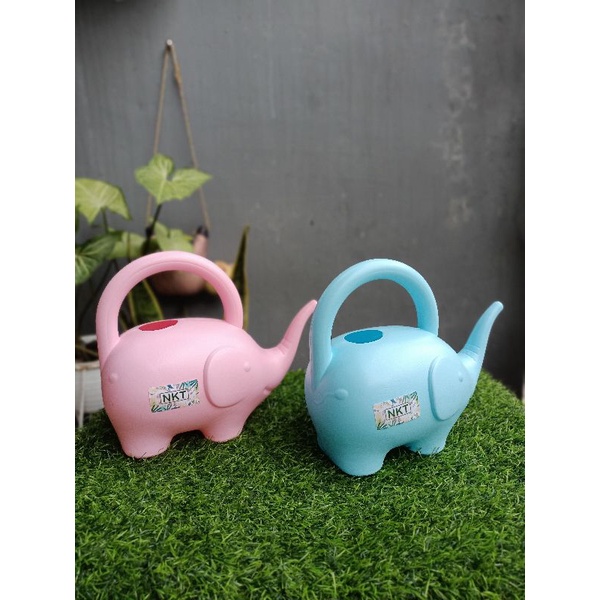 Penyiram Tanaman - Siraman Tanaman - Penyiram Bunga - Siraman Bunga - Sirama Gajah - Siraman Karakte