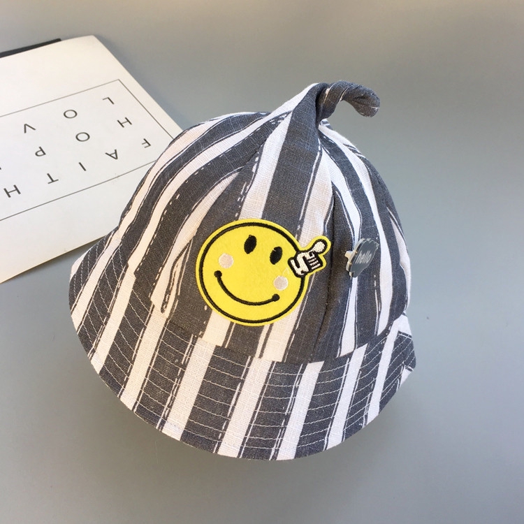 Nelayan bayi topi topi teduh