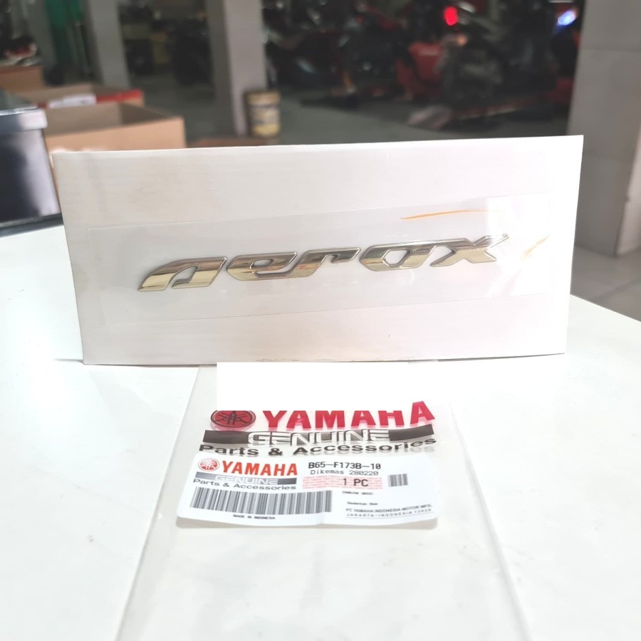 EMBLEM LOGO YAMAHA AEROX GOLD