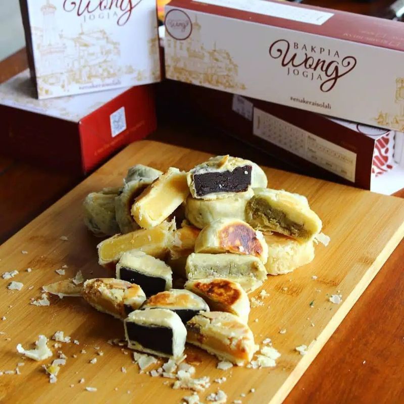 

Bakpia Wong (Asli) oleh oleh khas Jogja Boim wong
