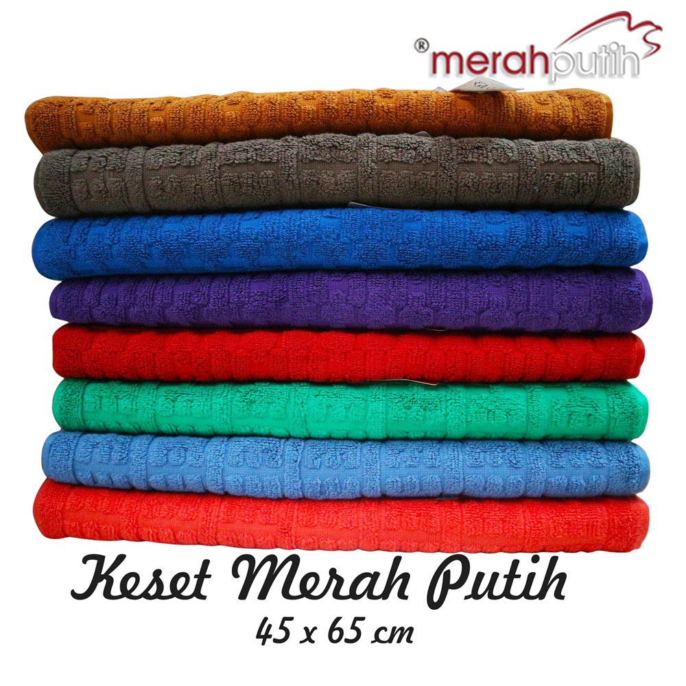 Keset handuk Merah Putih motif 45 x 65 cm