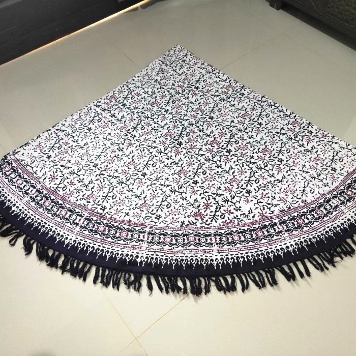 Taplak Meja Makan - Taplak Meja Makan Bulat 6 Kursi