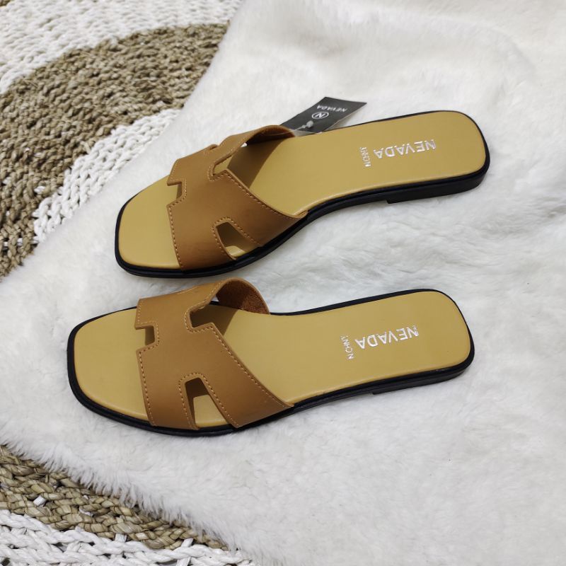 SANDAL NEVADA ORI 114 / Best Seller Sandal Selop Flat Kulit Warna Tan Wanita
