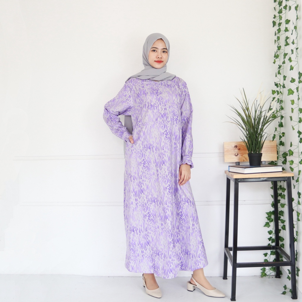 IZANY GAMIS / Dress Muslim XXL Jumbo Lengan Kancing Banyak Motif-TOURLES PURPLE