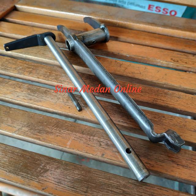 Governor Fork Assy - Tiang Gas - Garpu Otomatis DongFeng