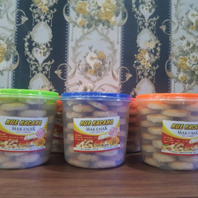 

Kue kacang mak enak