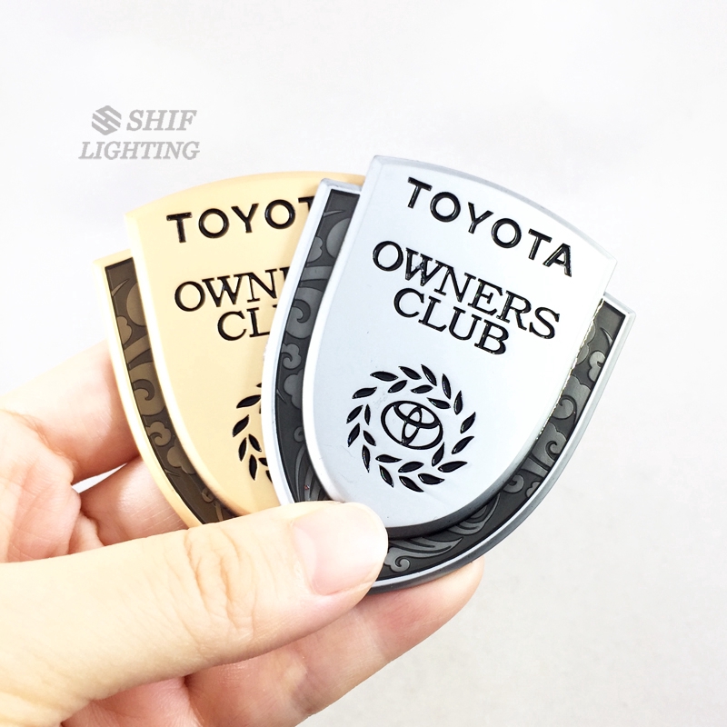 1pc Stiker Emblem Logo Toyota Owners Club Bahan Metal Warna Emas Untuk Dekorasi Mobil