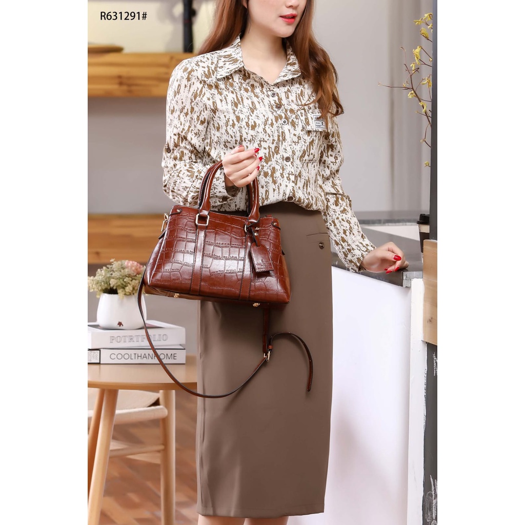 Croco 2 Way Bag Gold Hardware R631291