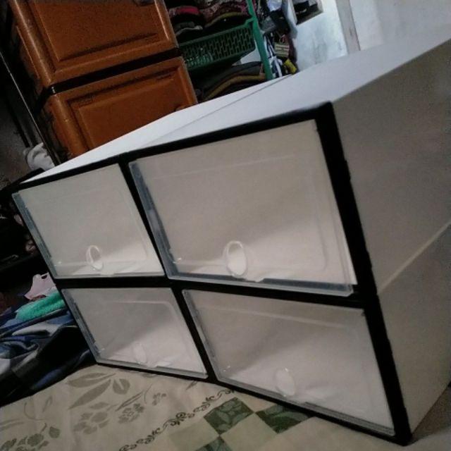 Kotak Sepatu Praktis