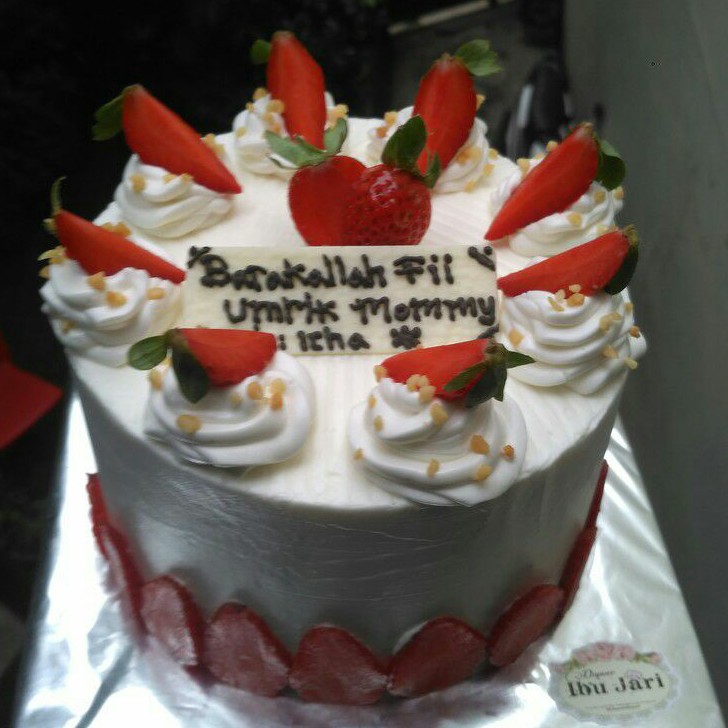 

kue ulang tahun / Tart /cake ulang tahun