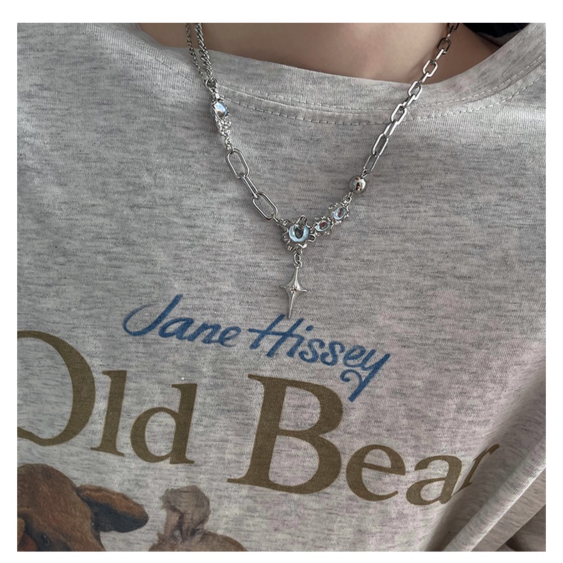 Kalung Rantai Desain Bintang Empat Titik Aksen Berlian