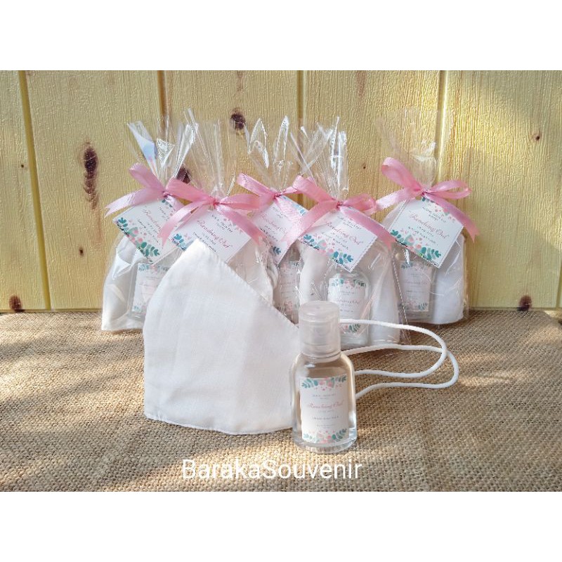 Souvenir pernikahan hand sanitizer 30 ml 30ml & masker 2 lapis