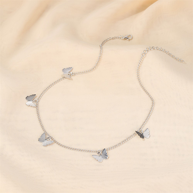 Fashion Temperament Short Five Butterfly Necklace Simple and Sweet Single Layer Ladies Clavicle Chain