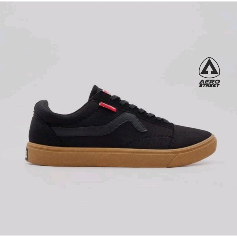 AEROSTREET MASSIVE GUM LIST BLACK uk 43