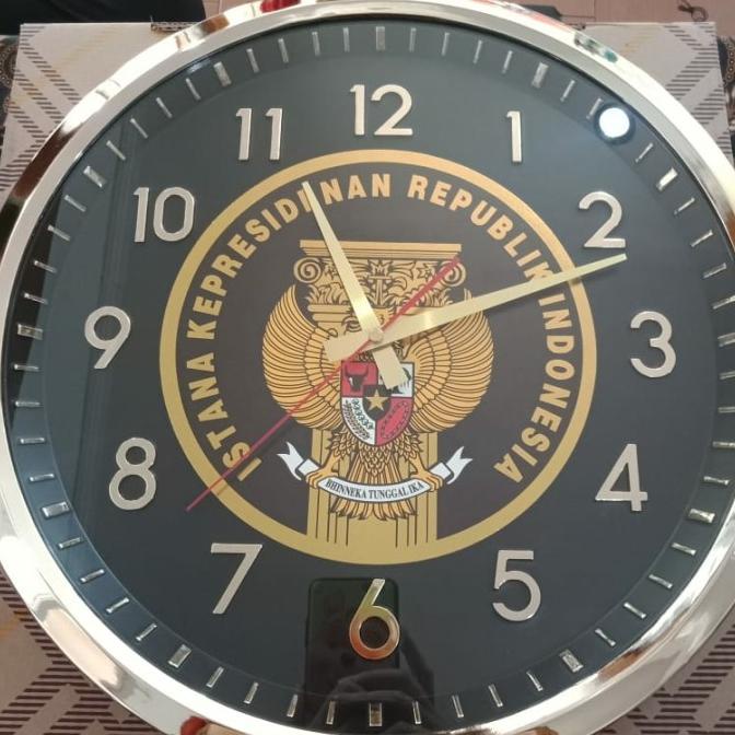 Jam Dinding Elegant Istana Kepresidenan ukuran besar 40x40cm tersedia stok