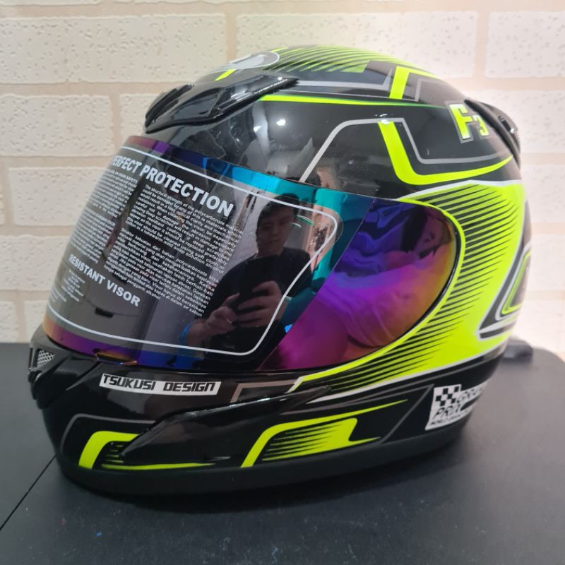 Helm JPN fullface F3 black gloss stiker kuning