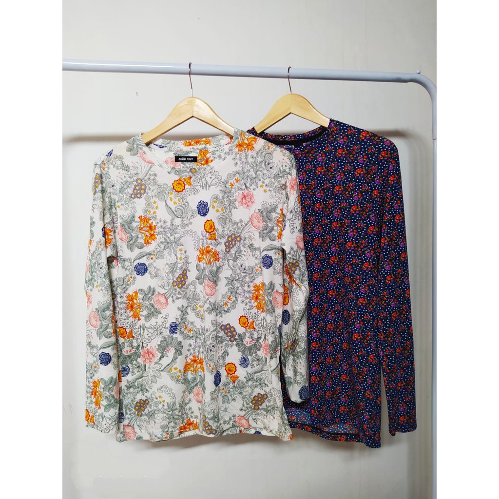 KAOS WANITA MOTIF BUNGA LENGAN PANJANG WHITE