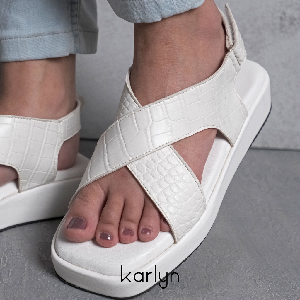 Karlyn Rebeca Platform Sandal