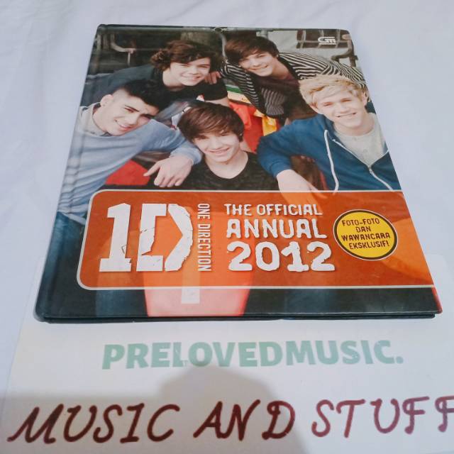 

One Direction Official Annual 2012 (Indonesia)