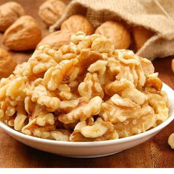 

Sangat Nyaman.. Walnut Roasted California 250 gram / Kacang Walnut Panggang FREE CHIA SEED 100 GRAM